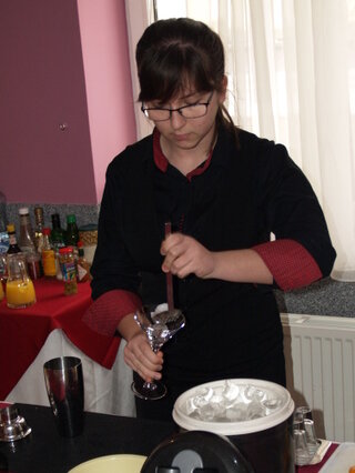 Barmanský kurz 13