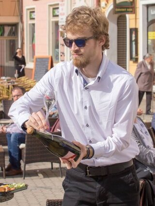 Junior Bartender Challenge 06