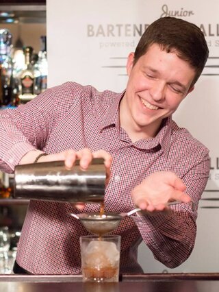 Junior Bartender Challenge 08