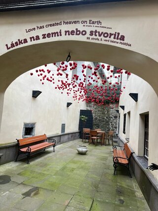 Banka lásky - 02