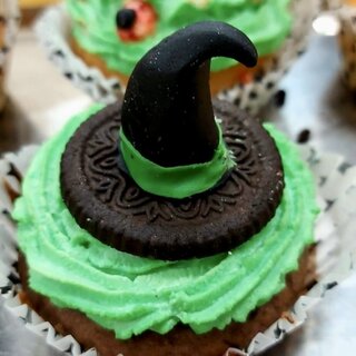 Halloweenske muffinky - 09