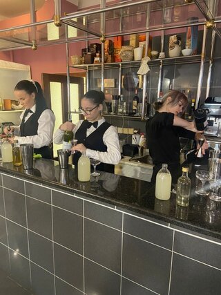 Barmanský kurz - 09