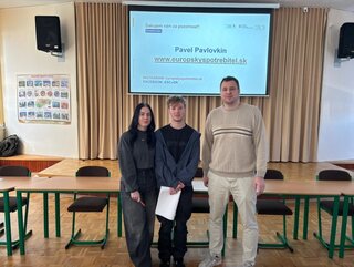 Seminár obozretnosť spotrebiteľov v digitálnom svete - 09
