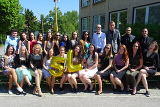 V.L - študijný odbor hotelová akadémia, tr. uč.: Mgr. Zimániová