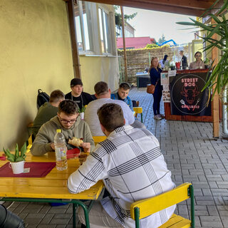 Gastrodni 2022 - Street_Dog03