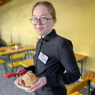 Gastrodni 2022 - Street_Dog06