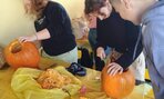 Halloweenske vyrezávanie tekvíc - 11