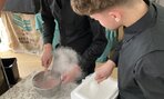 Študenti sa učili od experta - 17