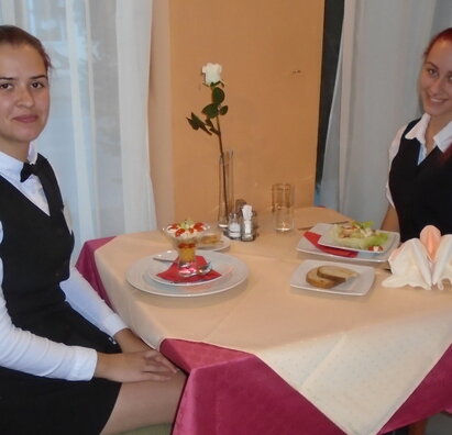 Laboratórne cvičenia v A - klube